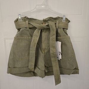 ZARA size 4 Olive Green High-Waisted Paperbag Denim Women's Shorts